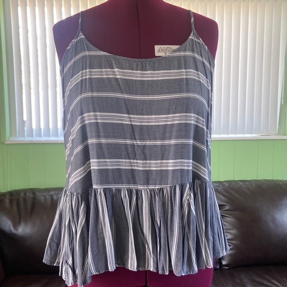 Old Navy Tops - Old Navy tank top